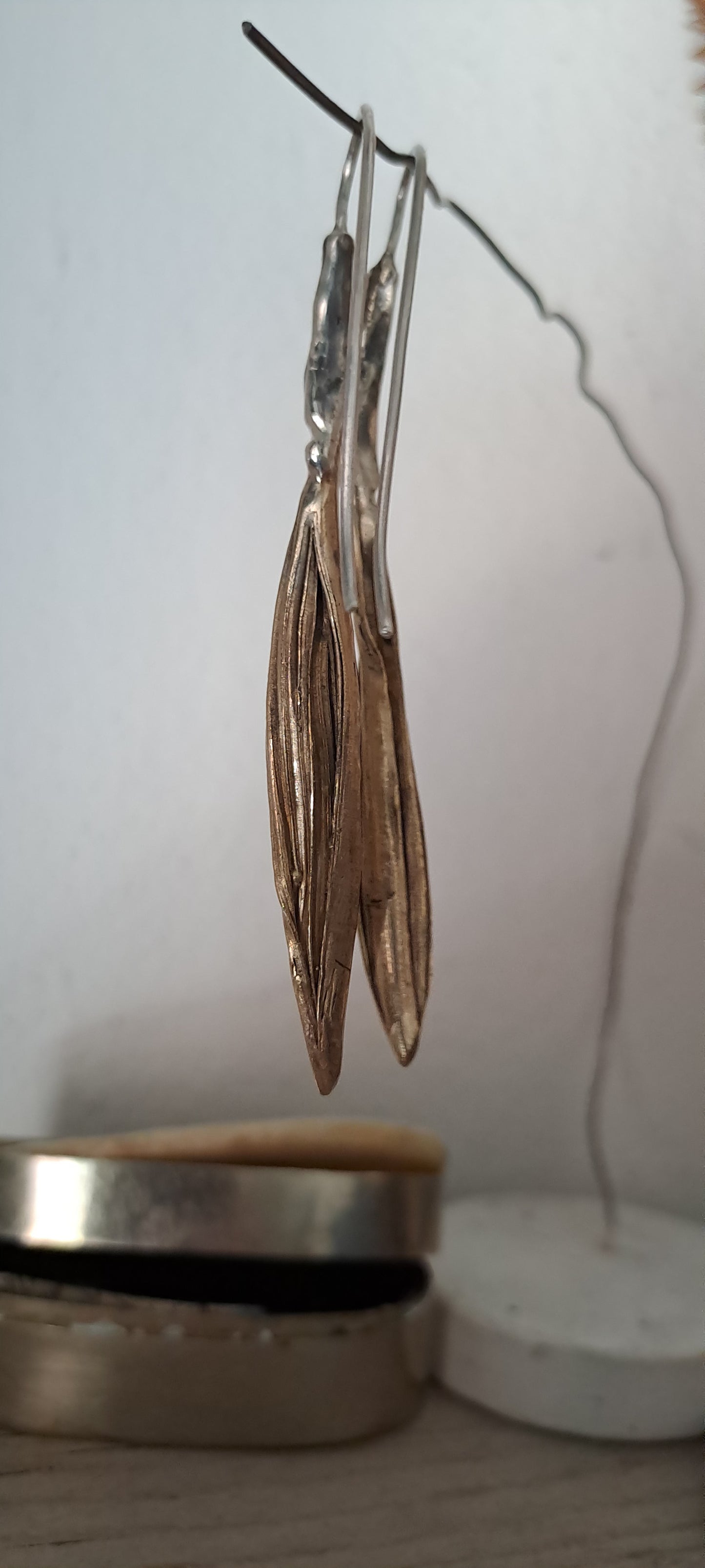 Bronzo e Spinelli Neri