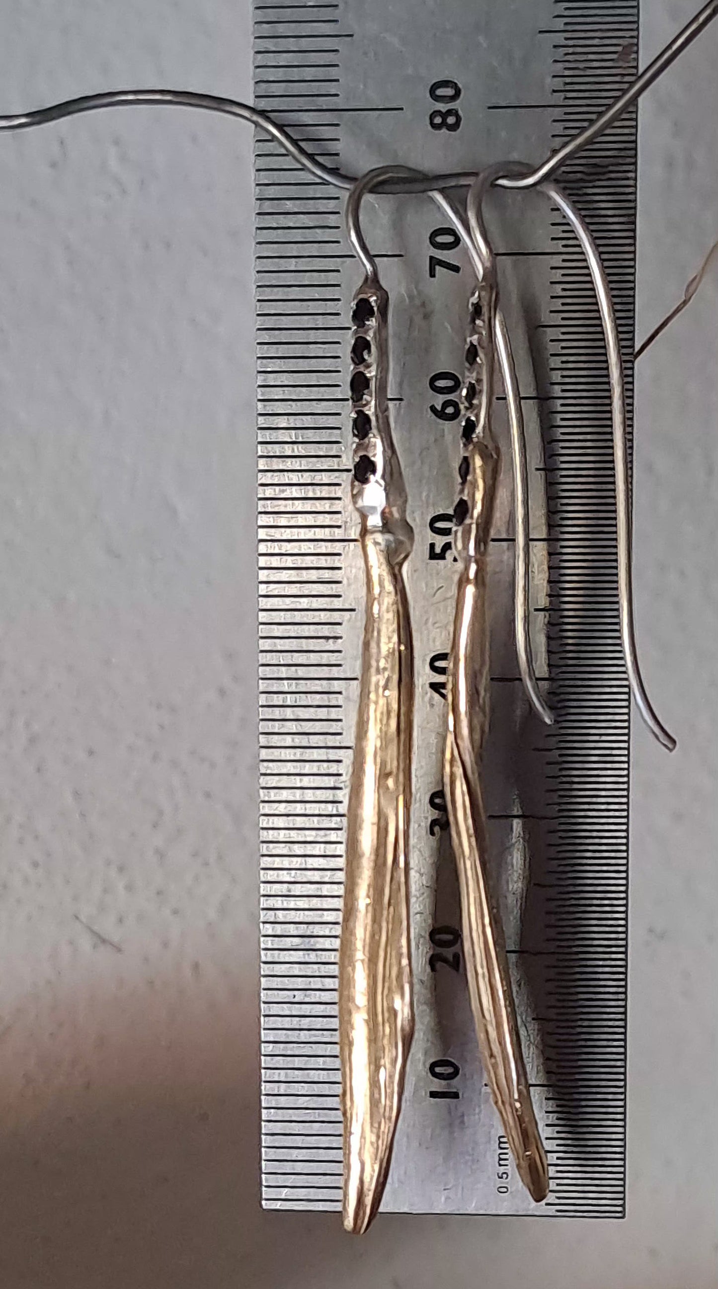 Bronzo e Spinelli Neri